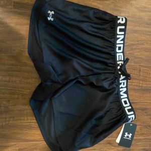 black, under armor athletic type